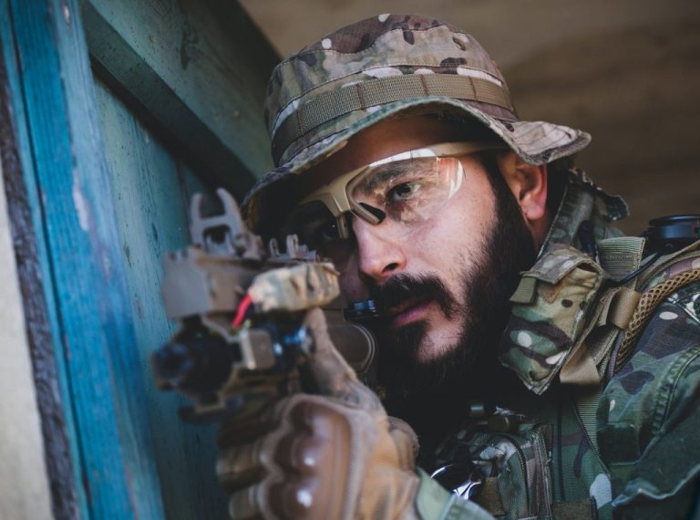 Comment personnaliser votre réplique d'airsoft pour la rendre unique ?